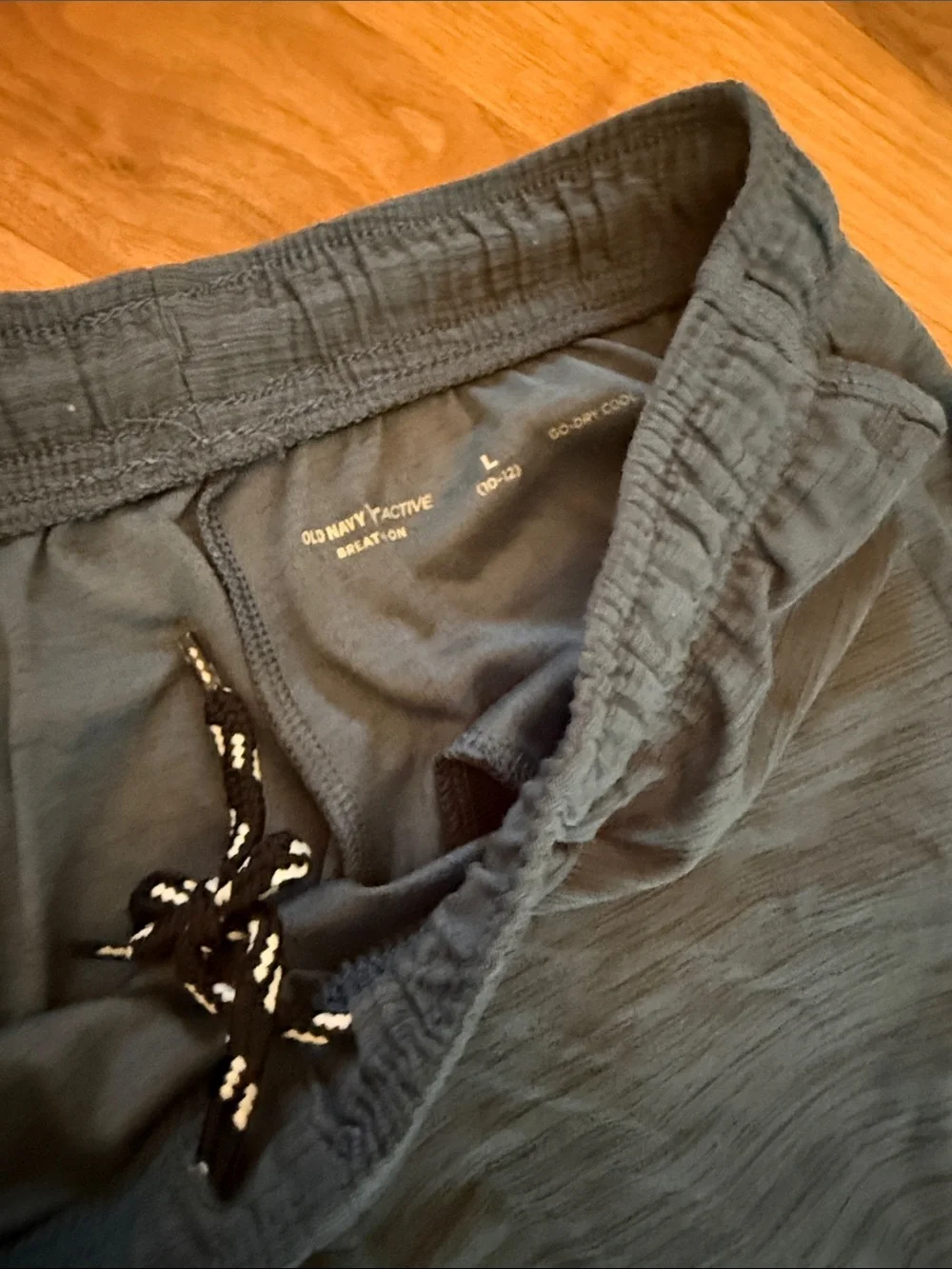 Boys 10/12 old navy shorts